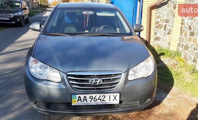 Серый Хендай Элантра, объемом двигателя 0 л и пробегом 159 тыс. км за 6500 $, фото 5 на Automoto.ua