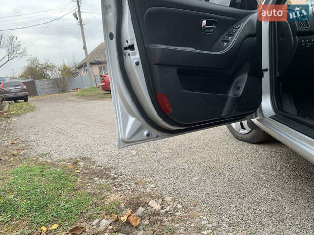 Сірий Хендай Елантра, об'ємом двигуна 1.59 л та пробігом 240 тис. км за 6350 $, фото 12 на Automoto.ua