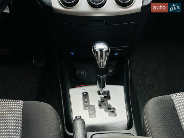 Серый Хендай Элантра, объемом двигателя 1.6 л и пробегом 198 тыс. км за 5999 $, фото 24 на Automoto.ua