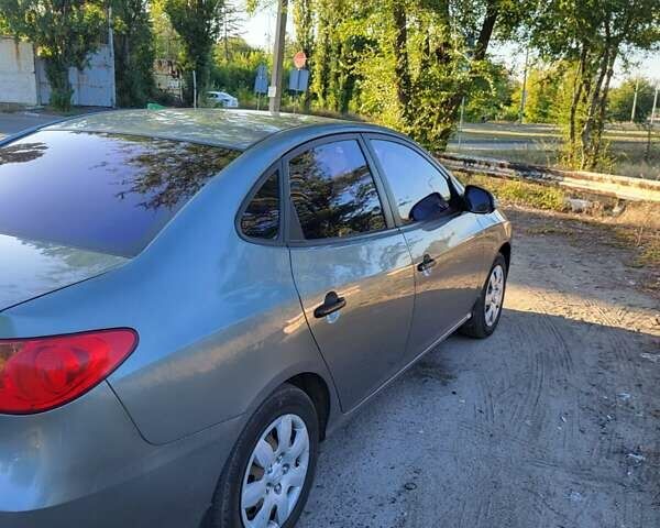 Сірий Хендай Елантра, об'ємом двигуна 1.59 л та пробігом 204 тис. км за 6600 $, фото 10 на Automoto.ua