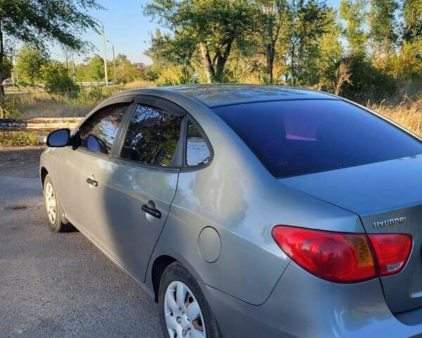 Сірий Хендай Елантра, об'ємом двигуна 1.59 л та пробігом 204 тис. км за 6600 $, фото 2 на Automoto.ua