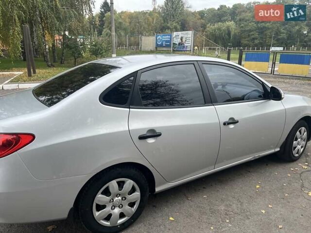 Хендай Элантра 2010 в Згуровке на Automoto.ua Серый Хендай Элантра, объемом двигателя 1.59 л и пробегом 265 тыс. км за 6400 $, фото 6 на Automoto.ua