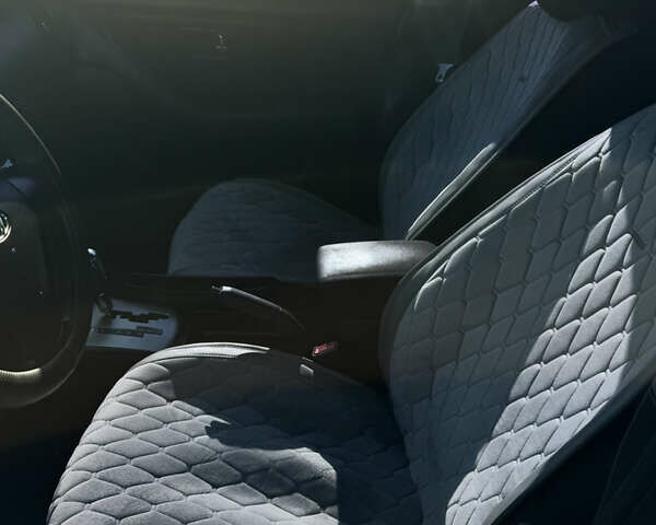 Серый Хендай Элантра, объемом двигателя 1.59 л и пробегом 247 тыс. км за 8600 $, фото 3 на Automoto.ua