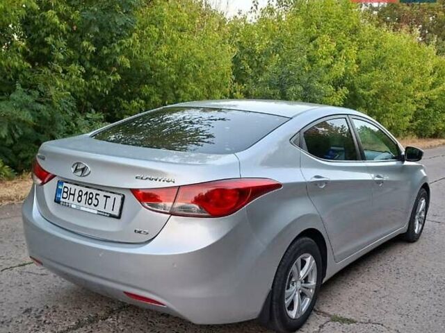 Серый Хендай Элантра, объемом двигателя 1.59 л и пробегом 205 тыс. км за 9499 $, фото 17 на Automoto.ua