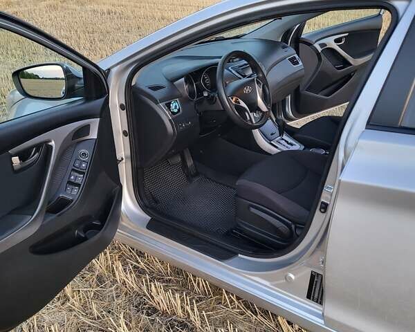 Серый Хендай Элантра, объемом двигателя 1.59 л и пробегом 205 тыс. км за 9499 $, фото 81 на Automoto.ua