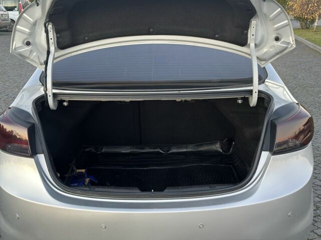 Серый Хендай Элантра, объемом двигателя 1.6 л и пробегом 230 тыс. км за 7500 $, фото 22 на Automoto.ua