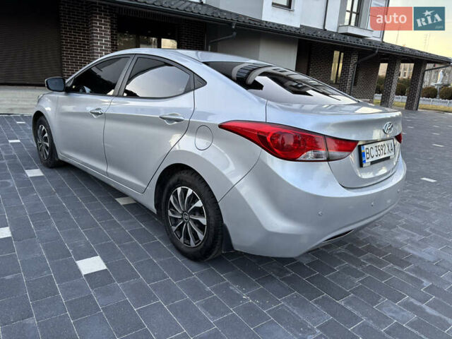 Серый Хендай Элантра, объемом двигателя 1.59 л и пробегом 231 тыс. км за 8700 $, фото 31 на Automoto.ua