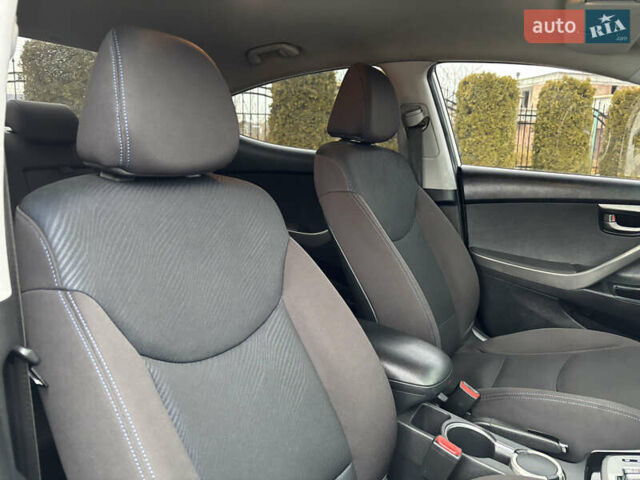 Серый Хендай Элантра, объемом двигателя 1.59 л и пробегом 231 тыс. км за 8700 $, фото 46 на Automoto.ua