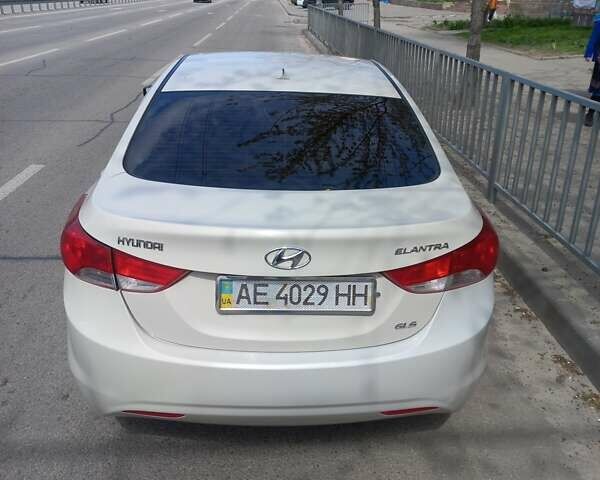 Серый Хендай Элантра, объемом двигателя 1.6 л и пробегом 135 тыс. км за 7800 $, фото 6 на Automoto.ua