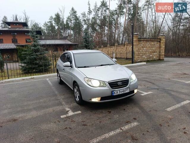 Серый Хендай Элантра, объемом двигателя 1.59 л и пробегом 213 тыс. км за 5800 $, фото 3 на Automoto.ua