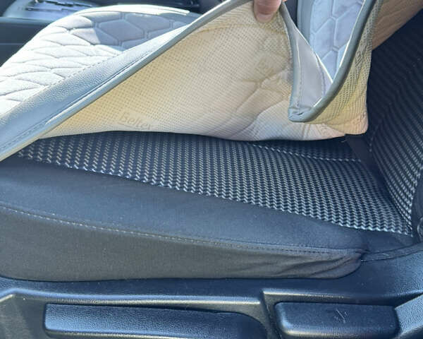 Серый Хендай Элантра, объемом двигателя 1.59 л и пробегом 247 тыс. км за 8600 $, фото 7 на Automoto.ua