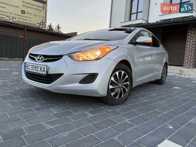 Сірий Хендай Елантра, об'ємом двигуна 1.59 л та пробігом 231 тис. км за 8700 $, фото 25 на Automoto.ua