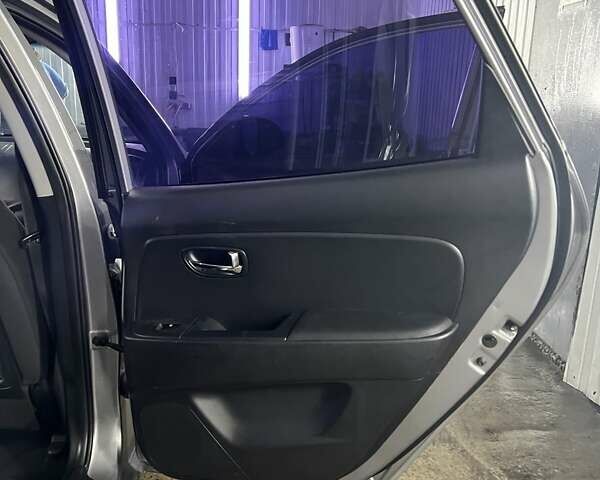 Серый Хендай Элантра, объемом двигателя 1.98 л и пробегом 185 тыс. км за 6100 $, фото 13 на Automoto.ua