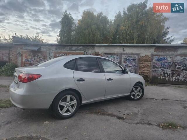 Сірий Хендай Елантра, об'ємом двигуна 1.59 л та пробігом 182 тис. км за 5300 $, фото 8 на Automoto.ua