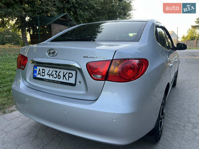 Сірий Хендай Елантра, об'ємом двигуна 1.59 л та пробігом 220 тис. км за 5500 $, фото 14 на Automoto.ua