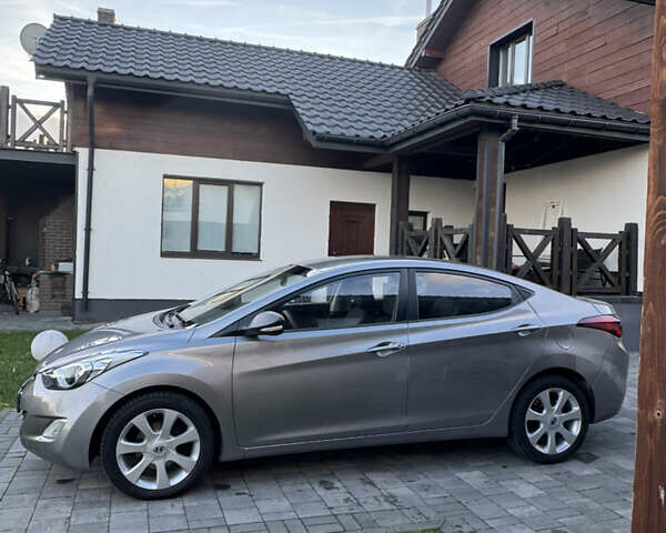 Серый Хендай Элантра, объемом двигателя 1.59 л и пробегом 238 тыс. км за 7199 $, фото 10 на Automoto.ua