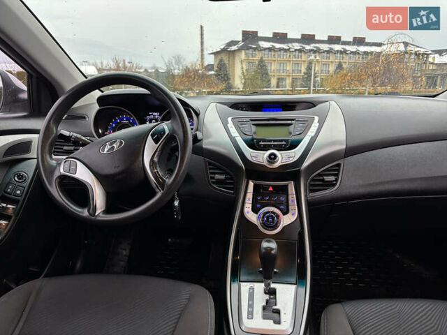 Серый Хендай Элантра, объемом двигателя 1.59 л и пробегом 231 тыс. км за 8790 $, фото 46 на Automoto.ua