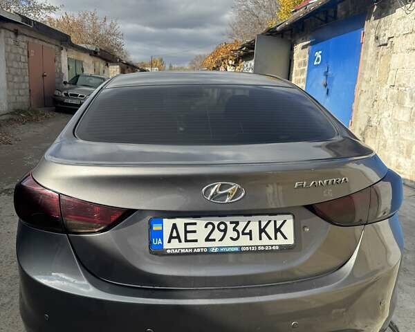 Серый Хендай Элантра, объемом двигателя 1.8 л и пробегом 205 тыс. км за 7500 $, фото 9 на Automoto.ua