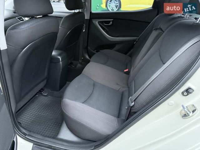Серый Хендай Элантра, объемом двигателя 1.59 л и пробегом 138 тыс. км за 8800 $, фото 14 на Automoto.ua
