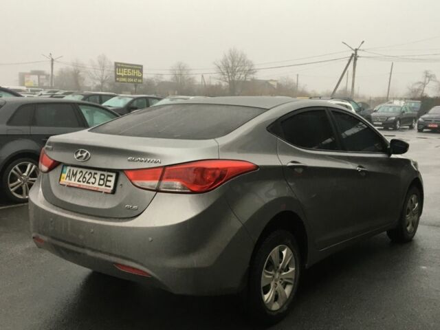 Серый Хендай Элантра, объемом двигателя 1.6 л и пробегом 234 тыс. км за 8300 $, фото 2 на Automoto.ua