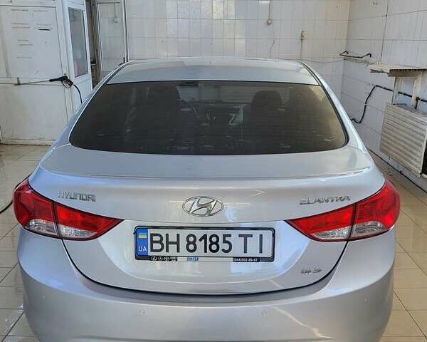 Серый Хендай Элантра, объемом двигателя 1.59 л и пробегом 205 тыс. км за 9499 $, фото 4 на Automoto.ua