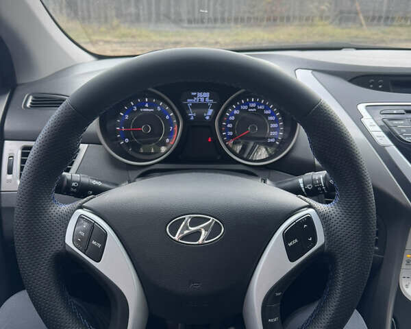 Хендай Элантра 2011 в Болехове на Automoto.ua Серый Хендай Элантра, объемом двигателя 1.59 л и пробегом 237 тыс. км за 8300 $, фото 16 на Automoto.ua