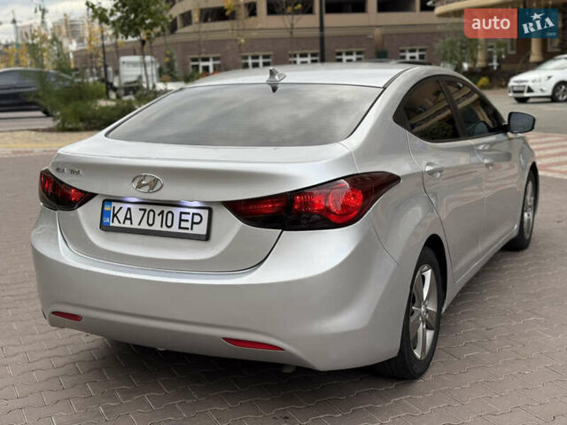 Хендай Элантра 2011 в Киеве на Automoto.ua Серый Хендай Элантра, объемом двигателя 1.8 л и пробегом 230 тыс. км за 7300 $, фото 2 на Automoto.ua