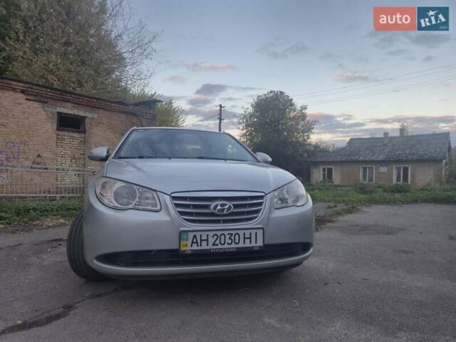 Сірий Хендай Елантра, об'ємом двигуна 1.59 л та пробігом 182 тис. км за 5300 $, фото 7 на Automoto.ua