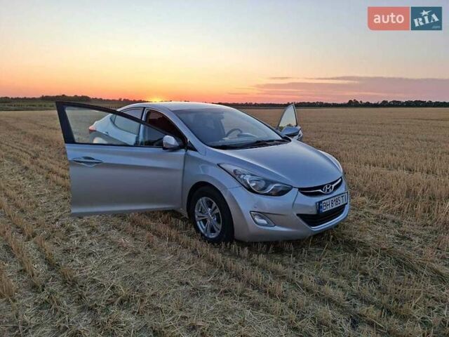 Серый Хендай Элантра, объемом двигателя 1.59 л и пробегом 205 тыс. км за 9499 $, фото 26 на Automoto.ua