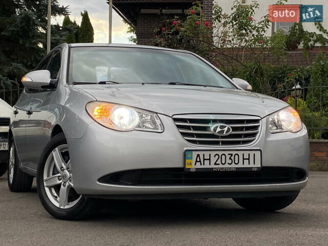 Сірий Хендай Елантра, об'ємом двигуна 1.59 л та пробігом 181 тис. км за 4950 $, фото 3 на Automoto.ua