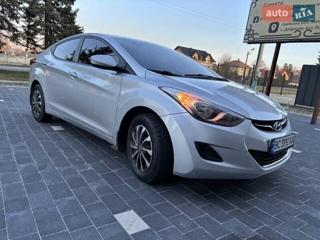 Сірий Хендай Елантра, об'ємом двигуна 1.59 л та пробігом 231 тис. км за 8700 $, фото 3 на Automoto.ua