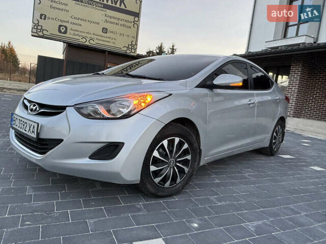Сірий Хендай Елантра, об'ємом двигуна 1.59 л та пробігом 231 тис. км за 8700 $, фото 16 на Automoto.ua