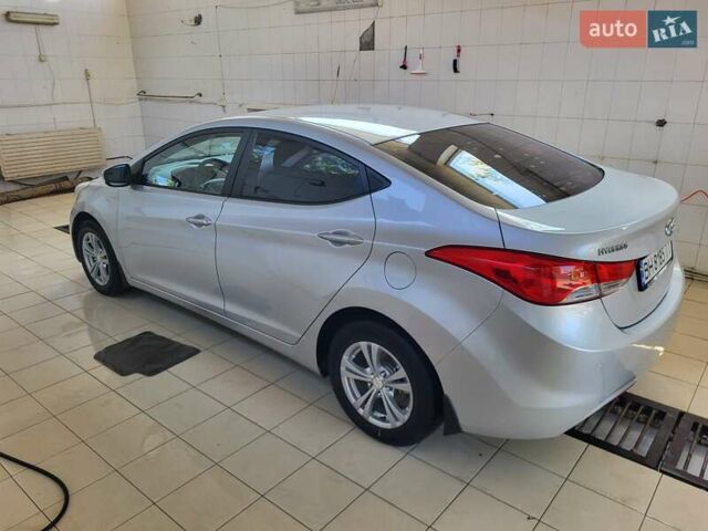 Серый Хендай Элантра, объемом двигателя 1.59 л и пробегом 205 тыс. км за 9499 $, фото 8 на Automoto.ua