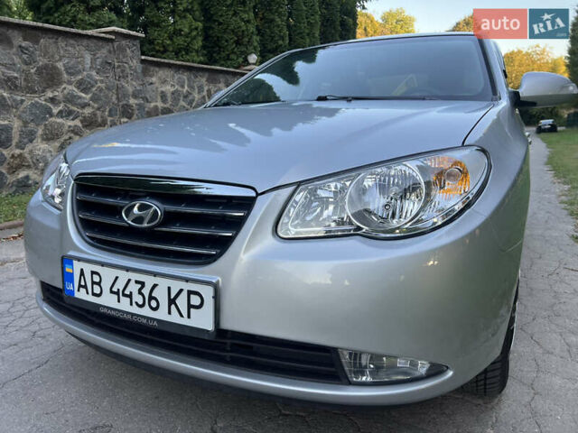 Сірий Хендай Елантра, об'ємом двигуна 1.59 л та пробігом 220 тис. км за 5500 $, фото 6 на Automoto.ua