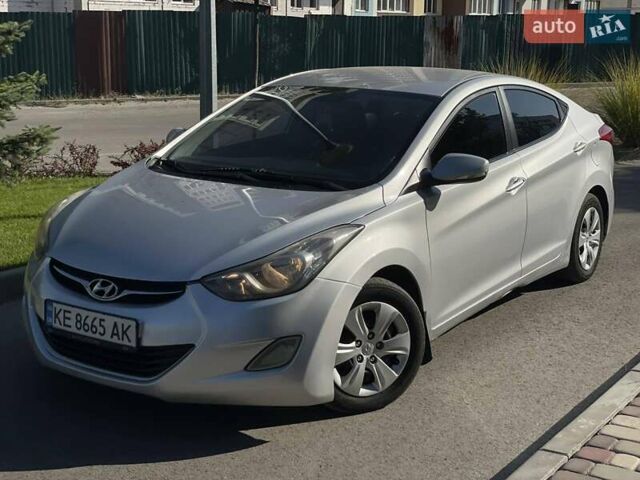 Сірий Хендай Елантра, об'ємом двигуна 1.59 л та пробігом 225 тис. км за 7200 $, фото 2 на Automoto.ua