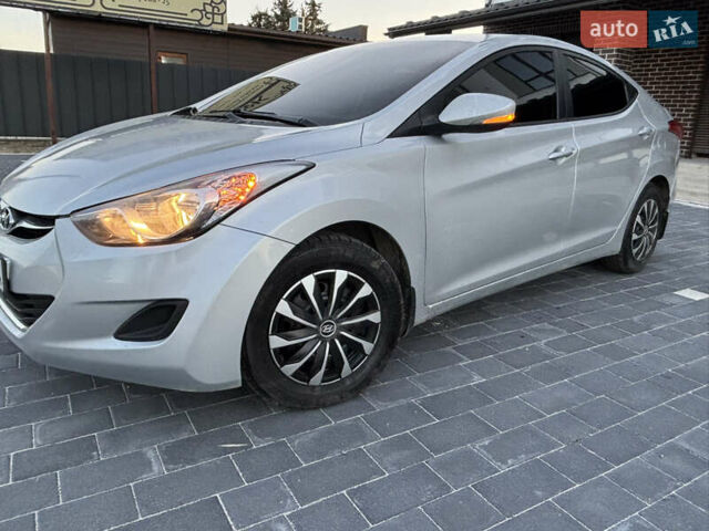 Сірий Хендай Елантра, об'ємом двигуна 1.59 л та пробігом 231 тис. км за 8700 $, фото 27 на Automoto.ua