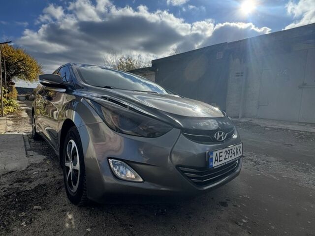 Серый Хендай Элантра, объемом двигателя 1.8 л и пробегом 204 тыс. км за 7900 $, фото 4 на Automoto.ua
