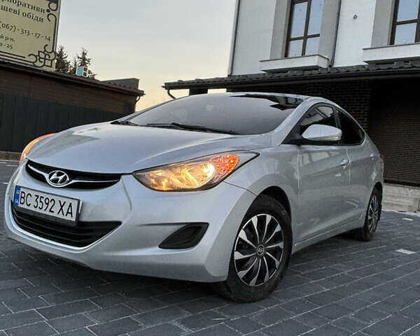Сірий Хендай Елантра, об'ємом двигуна 1.59 л та пробігом 231 тис. км за 8700 $, фото 33 на Automoto.ua