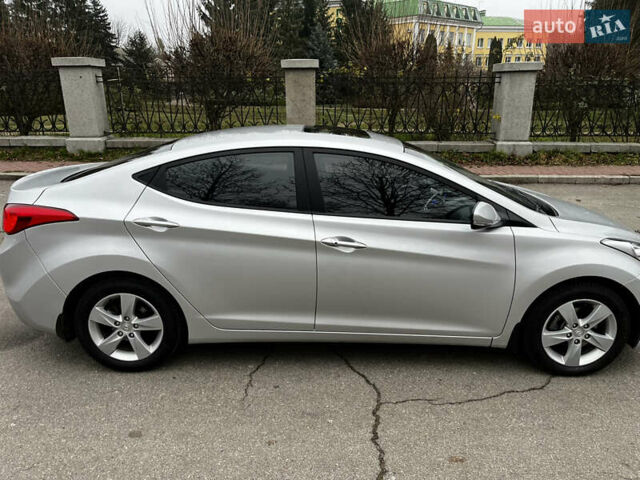 Серый Хендай Элантра, объемом двигателя 1.8 л и пробегом 95 тыс. км за 10000 $, фото 1 на Automoto.ua