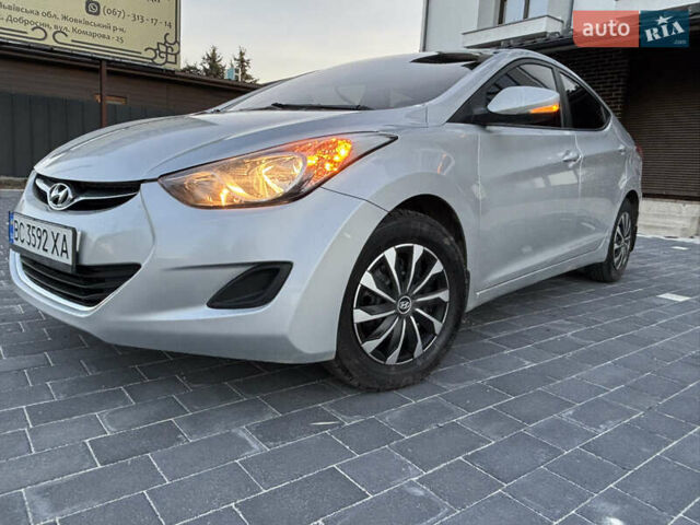 Сірий Хендай Елантра, об'ємом двигуна 1.59 л та пробігом 231 тис. км за 8700 $, фото 26 на Automoto.ua