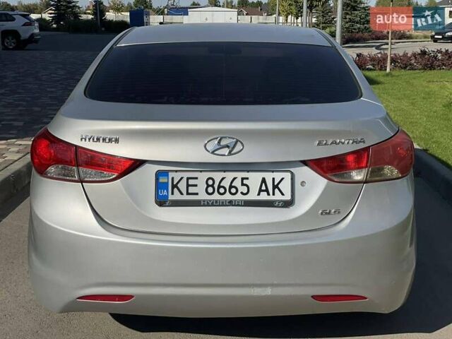 Сірий Хендай Елантра, об'ємом двигуна 1.59 л та пробігом 225 тис. км за 7200 $, фото 4 на Automoto.ua