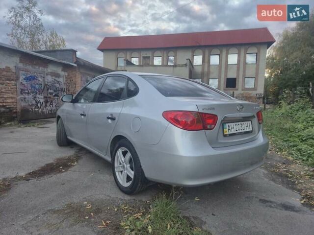 Сірий Хендай Елантра, об'ємом двигуна 1.59 л та пробігом 182 тис. км за 5300 $, фото 10 на Automoto.ua