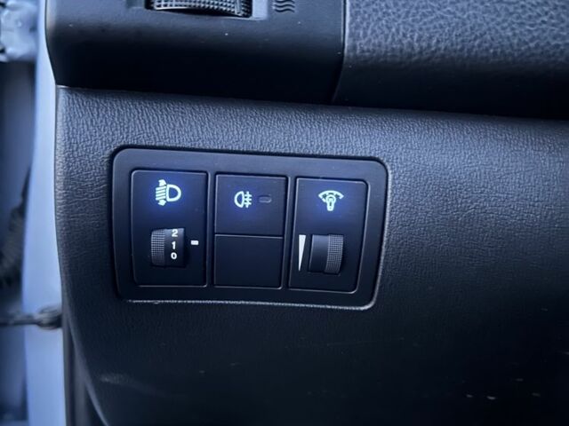 Серый Хендай Элантра, объемом двигателя 1.6 л и пробегом 144 тыс. км за 6000 $, фото 8 на Automoto.ua