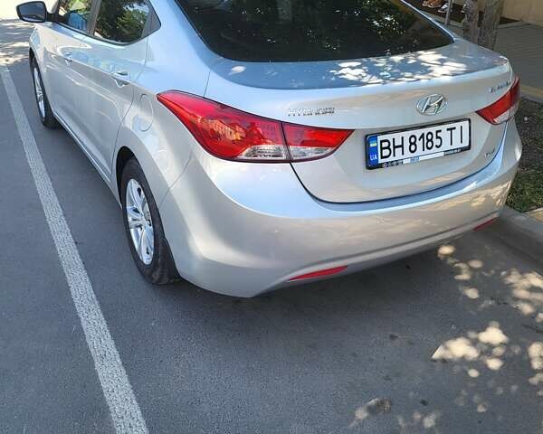 Серый Хендай Элантра, объемом двигателя 1.59 л и пробегом 205 тыс. км за 9499 $, фото 47 на Automoto.ua