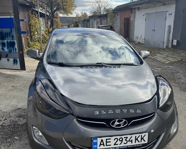 Серый Хендай Элантра, объемом двигателя 1.8 л и пробегом 205 тыс. км за 7500 $, фото 8 на Automoto.ua