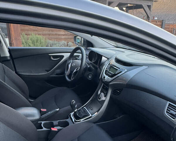 Серый Хендай Элантра, объемом двигателя 1.59 л и пробегом 238 тыс. км за 7199 $, фото 16 на Automoto.ua