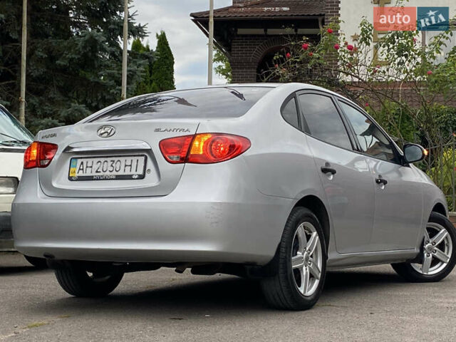 Сірий Хендай Елантра, об'ємом двигуна 1.59 л та пробігом 181 тис. км за 4950 $, фото 38 на Automoto.ua