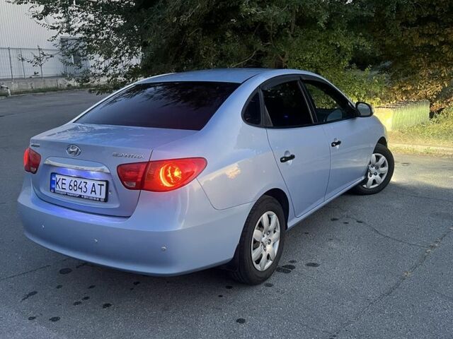 Серый Хендай Элантра, объемом двигателя 1.6 л и пробегом 144 тыс. км за 6000 $, фото 3 на Automoto.ua