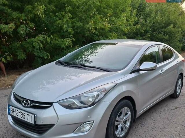 Серый Хендай Элантра, объемом двигателя 1.59 л и пробегом 205 тыс. км за 9499 $, фото 12 на Automoto.ua