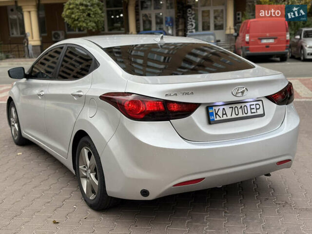 Хендай Элантра 2011 в Киеве на Automoto.ua Серый Хендай Элантра, объемом двигателя 1.8 л и пробегом 230 тыс. км за 7300 $, фото 3 на Automoto.ua